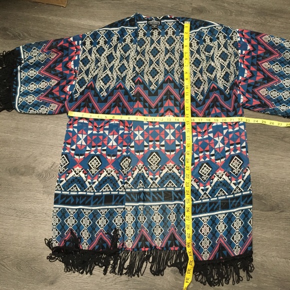 Angie Kimono Open Front Cardigan Fringe Medium Multicolor Geometric Lightweight - Picture 6 of 8